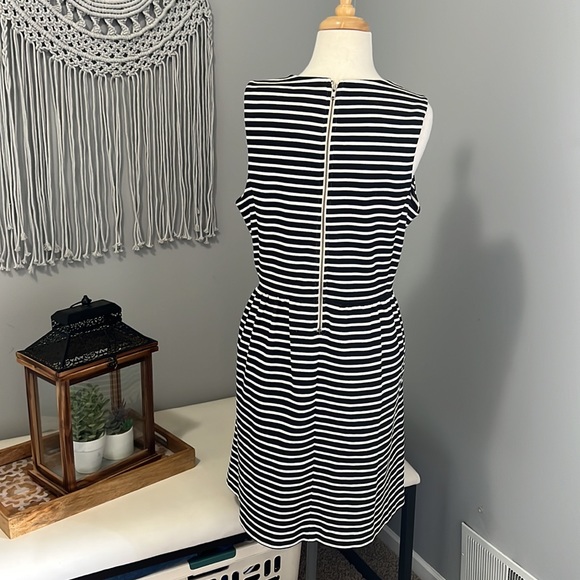 3/$25 NWT J Crew sleeveless stripe dress - Picture 3 of 8
